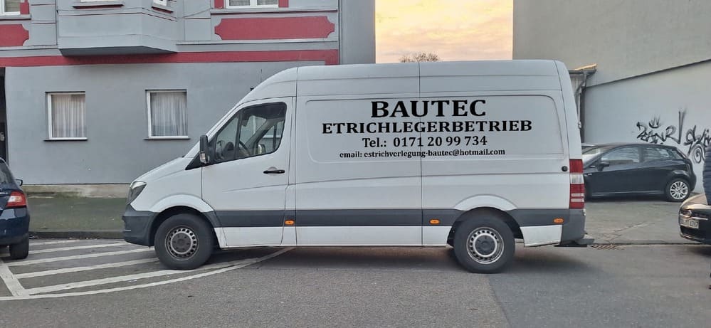 Transporter von Bautec Estrichleger Oberhausen